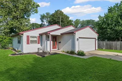 305 Royal Court, Champaign, IL 61821 - Photo 1