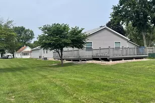 1832 La Salle St, Ottawa, IL 61350 - Photo 1