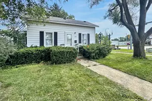 110 N Elm St, Waterman, IL 60556 - Photo 1