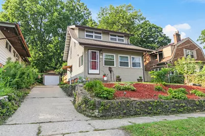 924 King Street, Rockford, IL 61103 - Photo 1