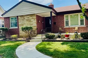 1540 Norfolk Ave, Westchester, IL 60154 - Photo 1