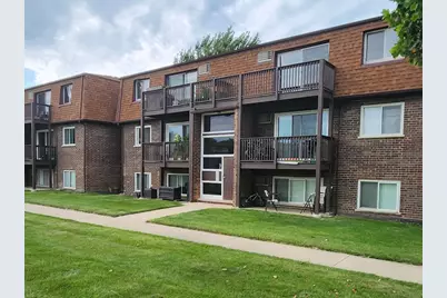 117 Boardwalk Street #2E, Elk Grove Village, IL 60007 - Photo 1