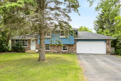29W459 Lee Road, West Chicago, IL 60185 - Photo 1