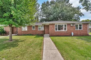 110 & 112 E Jefferson St, Gardner, IL 60424 - Photo 1