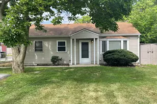 18246 Martin Ave, Homewood, IL 60430 - Photo 1