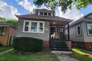 8448 S Essex Ave, Chicago, IL 60617 - Photo 1