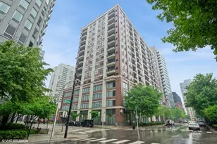 451 W Huron St, Chicago, IL 60654 - Photo 1