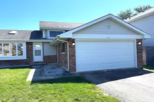 1149 N Cardinal Dr, Palatine, IL 60074 - Photo 1