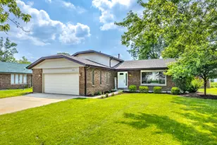 812 Lear Ln, New Lenox, IL 60451 - Photo 1