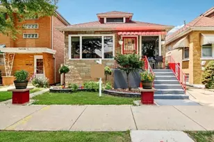 6148 S Tripp Ave, Chicago, IL 60629 - Photo 1