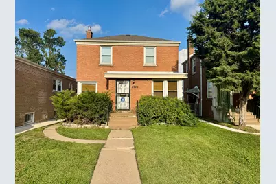 8929 S Paxton Avenue, Chicago, IL 60617 - Photo 1