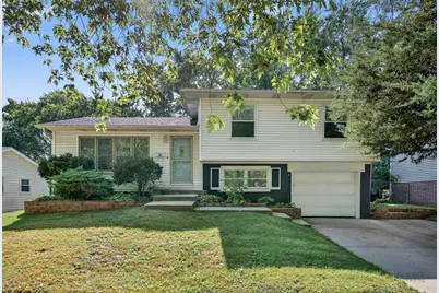 118 Dato Drive, Streamwood, IL 60107 - Photo 1