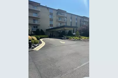 100 W Butterfield Road W #112N, Elmhurst, IL 60126 - Photo 1