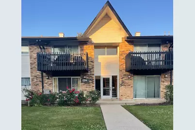 13 Kingery Quarter #106B, Willowbrook, IL 60527 - Photo 1