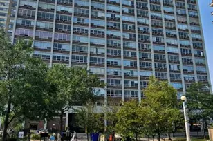 6171 N Sheridan Rd, Chicago, IL 60660 - Photo 1