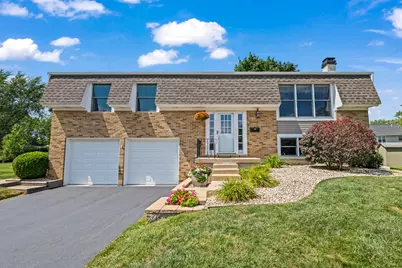 3960 Colony Court, Hoffman Estates, IL 60192 - Photo 1