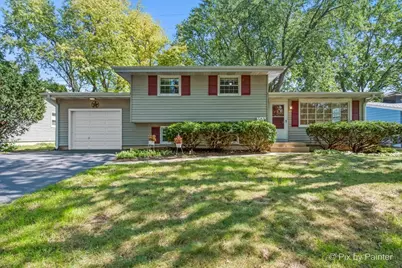 515 Crest Drive, Cary, IL 60013 - Photo 1