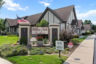 1891 Willow Cir Dr, Crest Hill, IL 60403 - Photo 1