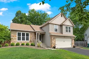 232 Lexington Ct, Grayslake, IL 60030 - Photo 1