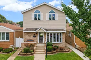 5211 S Sayre Ave, Chicago, IL 60638 - Photo 1