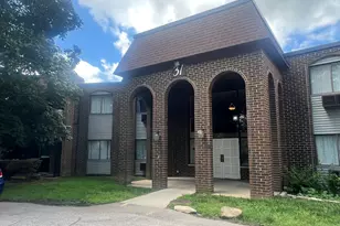 31 Washington Blvd, Mundelein, IL 60060 - Photo 1