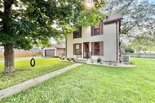 332 N Franklin St, Byron, IL 61010 - Photo 1