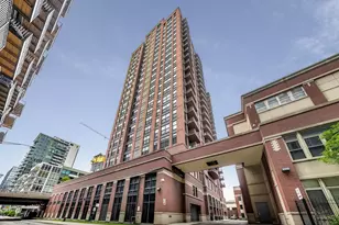 330 N Jefferson St, Chicago, IL 60661 - Photo 1