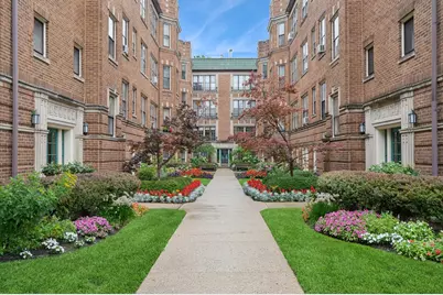 721 Hinman Avenue #1W, Evanston, IL 60202 - Photo 1