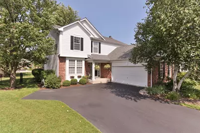 8 Hithergreen Court, Algonquin, IL 60102 - Photo 1