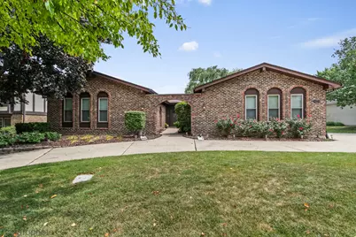 923 S Stonehedge Lane, Palatine, IL 60067 - Photo 1