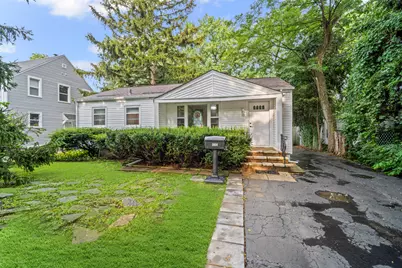 2954 Greenwood Avenue, Highland Park, IL 60035 - Photo 1