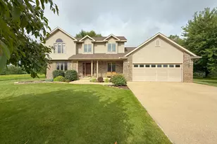 1803 White Pines Dr, Dixon, IL 61021 - Photo 1