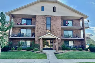 16837 81st Ave, Tinley Park, IL 60477 - Photo 1