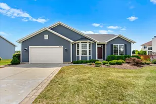 2220 Tyler Trail, McHenry, IL 60051 - Photo 1