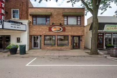 382 Lake Street, Antioch, IL 60002 - Photo 1