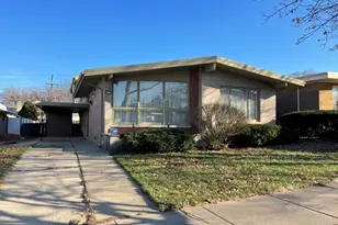 9113 S Constance Ave, Chicago, IL 60617 - Photo 1