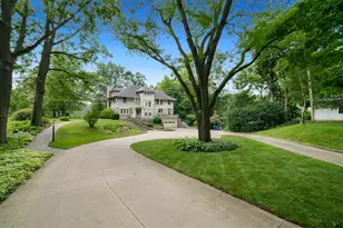 706 E Fellows St, Dixon, IL 61021 - Photo 1