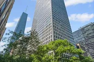 260 E Chestnut St, Chicago, IL 60611 - Photo 1