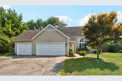 17431 W Dartmoor Drive, Grayslake, IL 60030 - Photo 1