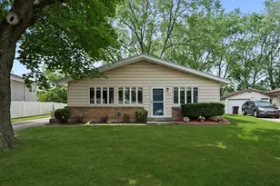 114 Willow St, Park Forest, IL 60466 - Photo 1