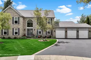 5070 Thornbark Dr, Hoffman Estates, IL 60010 - Photo 1