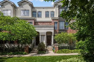 861 Laurel Ave, Highland Park, IL 60035 - Photo 1