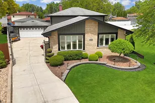 4690 W 130th Ct, Alsip, IL 60803 - Photo 1