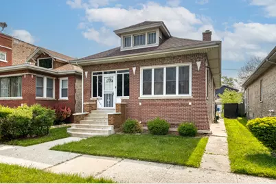 7637 S Ridgeland Avenue, Chicago, IL 60649 - Photo 1
