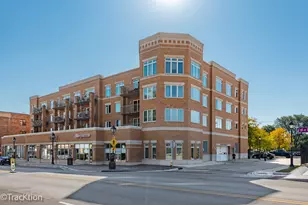 1 S Lincoln Ave, Lombard, IL 60148 - Photo 1