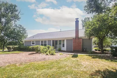 1 Sarahs Grove Lane, Schaumburg, IL 60193 - Photo 1