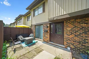 7333 Winthrop Way, Downers Grove, IL 60516 - Photo 1