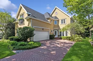 324 N County Line Rd, Hinsdale, IL 60521 - Photo 1