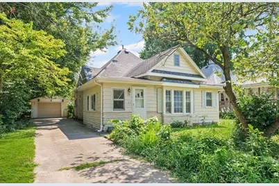 33 S State Street, Danville, IL 61832 - Photo 1