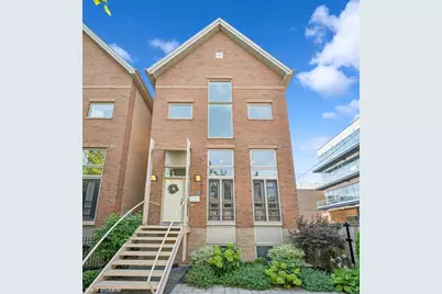 1943 W Bloomingdale Avenue, Chicago, IL 60622 - Photo 1